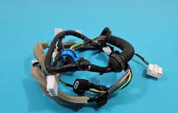 Suzuki SX4 S-Cross Rear door wiring loom 36751-61MA0 IMPRK1386298