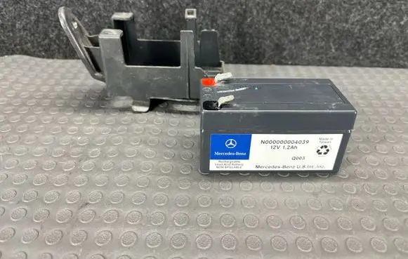 Mercedes-Benz GL X166 Car battery N000000004039