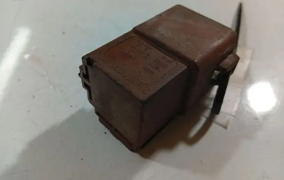 Citroen C4 Grand Picasso Other relay 250030