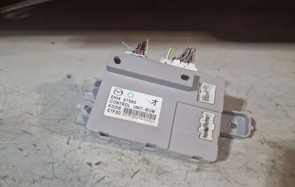 Mazda CX-7 Fuse module EH1467560