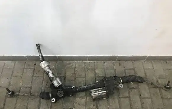 BMW 7 F01 F02 F03 F04 Steering rack 6858132 00703819 7806974803
