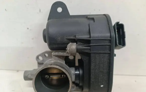 Peugeot 2008 I Throttle valve 9673622380 21635928 6271140
