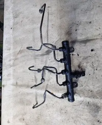 Ford Galaxy Fuel main line pipe 9681649580