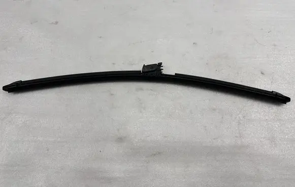 Mercedes-Benz S W222 Front wiper blade arm A2228200845