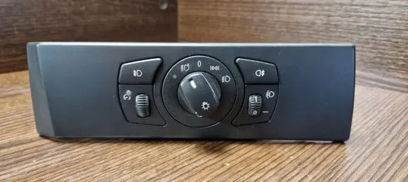 BMW 5 E60 E61 Light switch 6925260 692525102