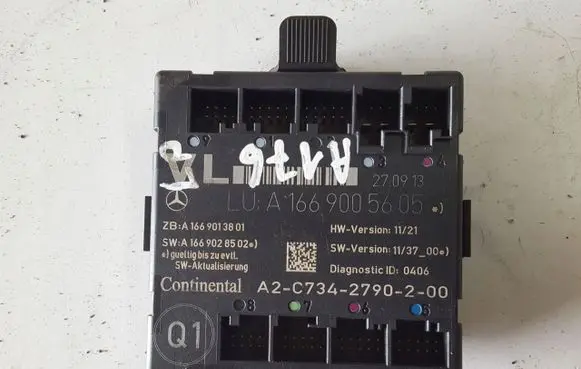 Mercedes-Benz A W176 Door control unit/module A1669005605