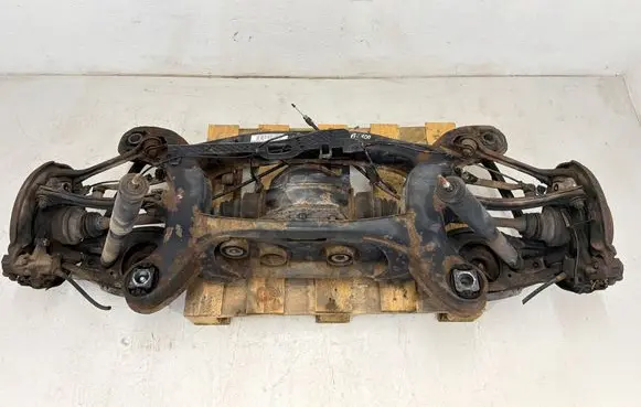 Mercedes-Benz CLK A209 C209 Rear axle beam with reductor 2093501900 A2033508962 A2203510405