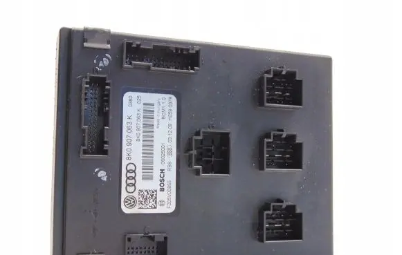 Audi A5 8T 8F Comfort/convenience module 8K0907063K