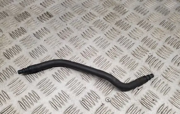 Mercedes-Benz C W204 Engine coolant pipe/hose A2045011125