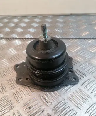 Skoda Fabia Mk1 (6Y) Engine mount bracket 6Q0199262AN