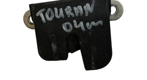 Volkswagen Touran I Tailgate/trunk/boot lock/catch/latch 1T0827505C