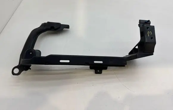 Jaguar XE Headlight/headlamp mounting bracket LX7313N078A