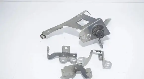 BMW 5 GT F07 Fender mounting bracket 7193422 7193428 7193426
