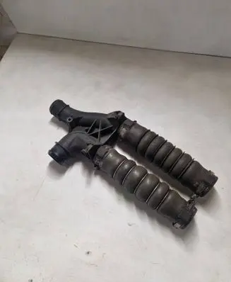 Intercooler hose/pipe