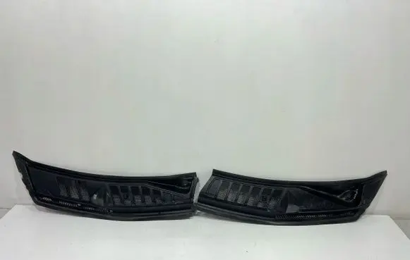 Ford F150 Wiper trim MBB897