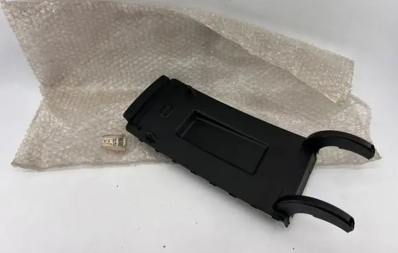 Volkswagen PASSAT B6 Armrest 3C0864249 DL050440 LS03113