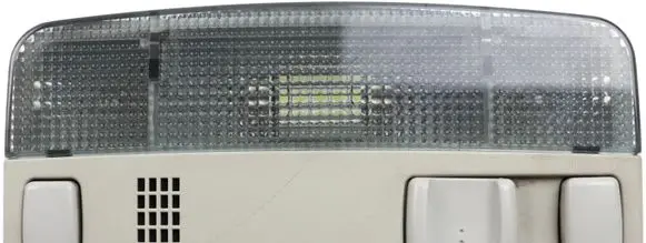 Volkswagen PASSAT B5 Front seat light 3B0947105C