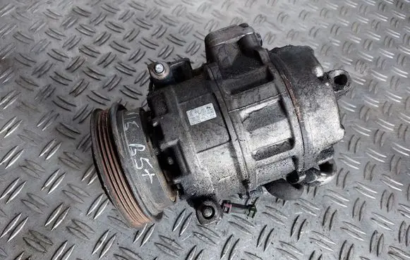 Volkswagen PASSAT B5.5 Air conditioning (A/C) compressor (pump) 8D0260808 4472208180 7SBU16C
