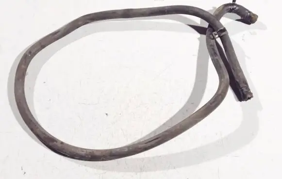 Ford Mondeo Mk III Engine coolant pipe/hose