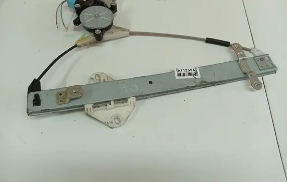 Honda FR-V Sliding door window regulator with motor