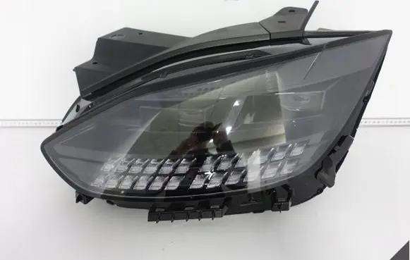 Hyundai Ioniq Headlight/headlamp 92101KL100