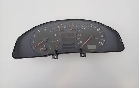 Audi A4 S4 B5 8D Speedometer (instrument cluster) 