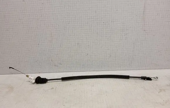 Volkswagen PASSAT B6 Front door cable line 