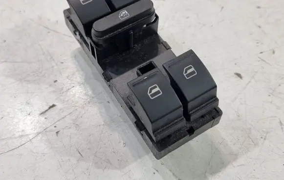 Volkswagen PASSAT B6 Electric window control switch 1K4959857