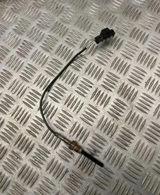 Volvo S80 Exhaust gas temperature sensor 30713739a