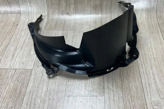 Porsche Taycan 9J1 Radiator trim 9J1121674A