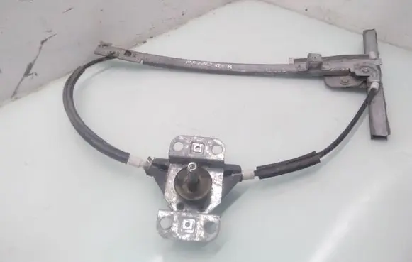 Rear window lifting mechanism without motor