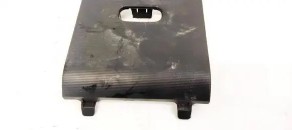Nissan X-Trail T30 Fuse box cover