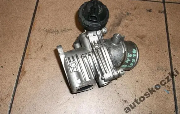 Alfa Romeo 156 Throttle valve