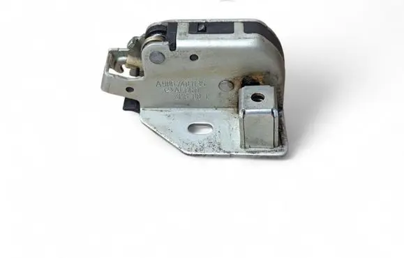 Loading door lock