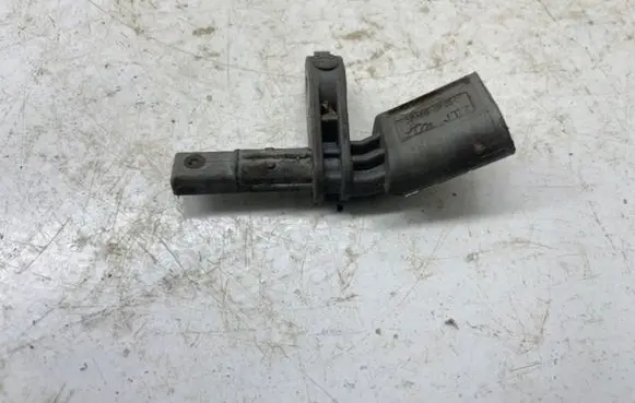 Volkswagen PASSAT B8 ABS rear brake sensor 10071154013