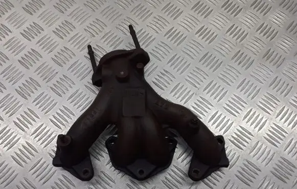 Dacia Logan I Exhaust manifold