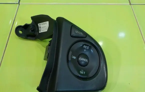 Honda CR-V Other switches/knobs/shifts M48471