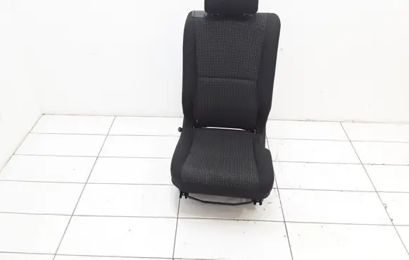 Toyota Corolla Verso AR10 Rear seat 