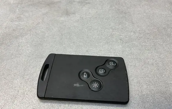 Renault Captur Ignition key/card 