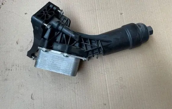 BMW X4 F26 Engine oil radiator 72434199