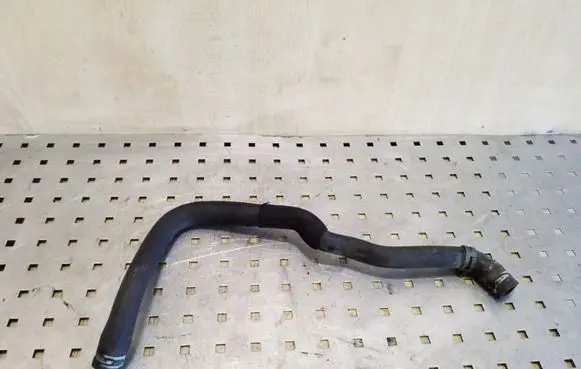 Skoda Superb B6 (3T) Engine coolant pipe/hose