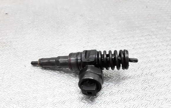 Ford Galaxy Fuel injector 038130073R