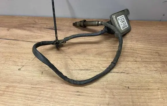 Mercedes-Benz C W205 Lambda probe sensor A0009053503