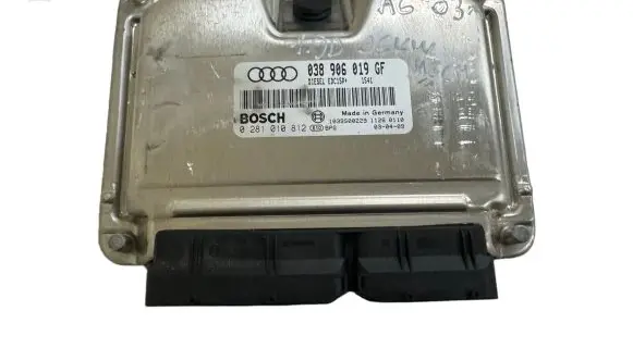 Audi A6 S6 C5 4B Engine control unit/module 038906019GF 1039S00229 0281010812