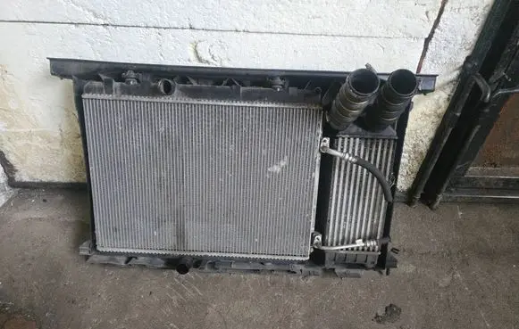 Peugeot 3008 I Coolant radiator 9680533480