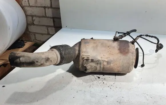 BMW 3 E90 E91 Catalyst/FAP/DPF particulate filter 