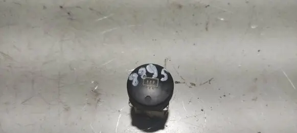 Windscreen/window heater switch