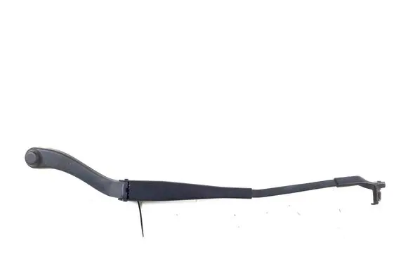 Mercedes-Benz C W204 Front wiper blade arm A2048200044