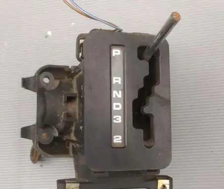 Mercedes-Benz E W124 Gear shifter/selector 1242670237