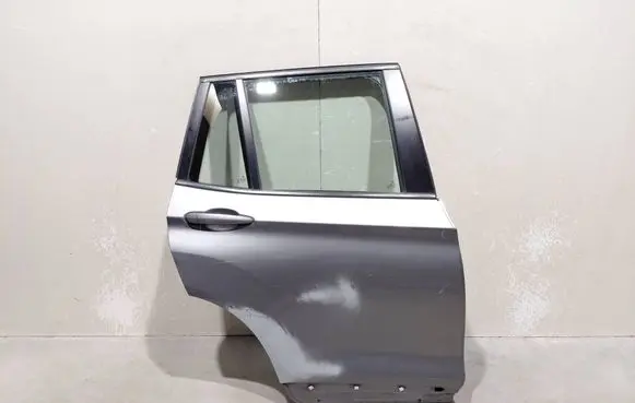 BMW X1 F48 F49 Rear door 